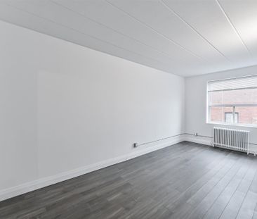 For Lease - 325 Sammon Avenue Unit# 201, Toronto, Ontario - Photo 6