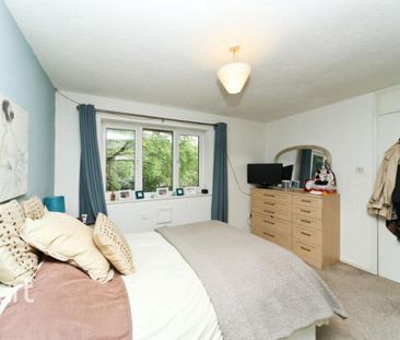 1 bedroom semi-detached house to rent - Photo 4