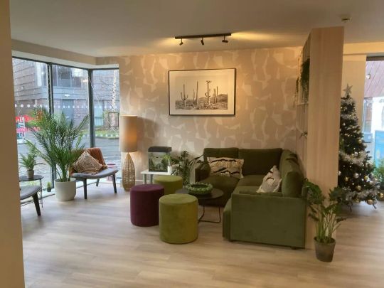 Studio Platinum - Photo 1