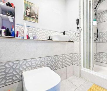 Coombe Way, Farnborough, Hampshire, GU14 - Photo 3