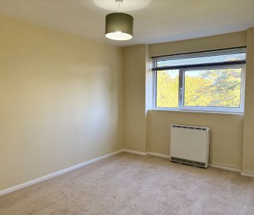 2 bed house to rent in Lindsay Road, Poole, BH13 - Photo 5