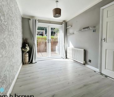 Booth Avenue - Photo 5