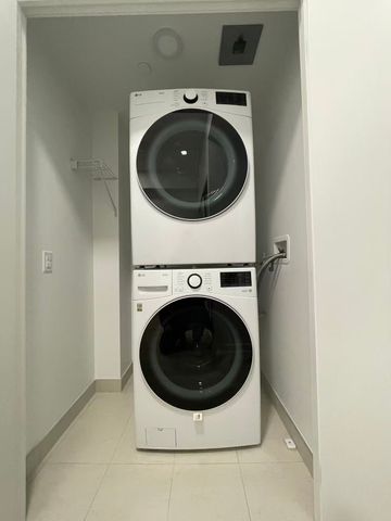 For Lease - 395 SQUARE ONE Drive Unit# 702, Mississauga, Ontario - Photo 5