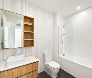 Premium Townhouse Opposite Anzac Park - Photo 6