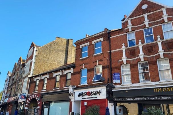 George Lane, LONDON - Photo 1