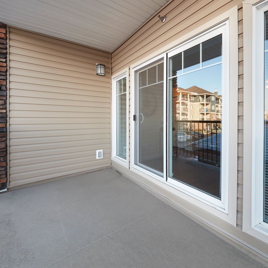 Fuse 2 bedroom 2 bath November Incentive ! - Photo 1