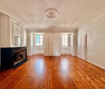 A LOUER - NANTES CATHEDRALE - APPARTEMENT BOURGEOIS 6 pièces de 204... - Photo 3