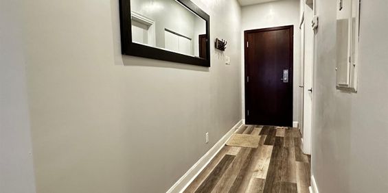 Appartement Montréal (Ville-Marie) À Louer - Photo 3