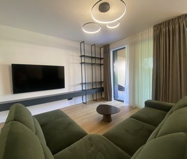 Compound villa - Photo 1