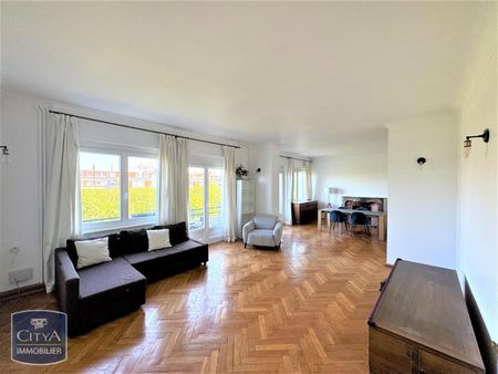 Location Appartement 4 pièces 136m² LILLE 59000 - Photo 2
