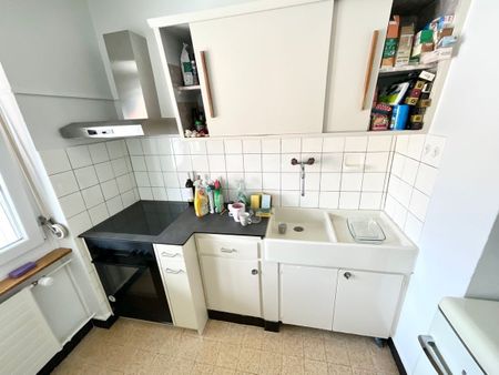 Appartement de 2 pièces avec grand balcon et ascenseur! - Foto 2