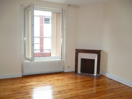 Location Appartement 3 pièces 62m² CLERMONT FERRAND 63000 - Photo 2