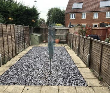 2 bedroom semi-detached house to rent - Photo 6