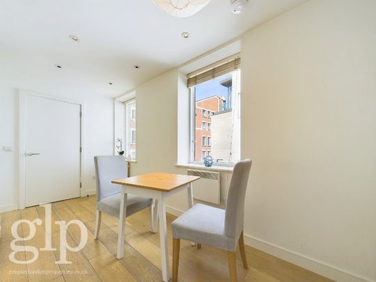 Studio, Marshall Street, Soho, W1F - Photo 1