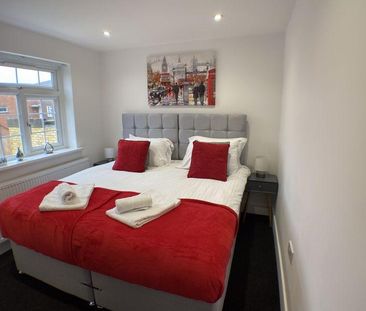 1 bedroom in a house share to rent - Photo 5