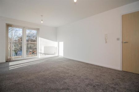 2 bedroom apartment to rent - Photo 2