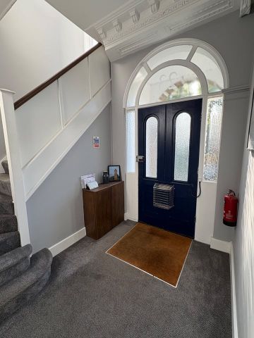 1 Bed Flat, Hither Green, SE13 - Photo 4