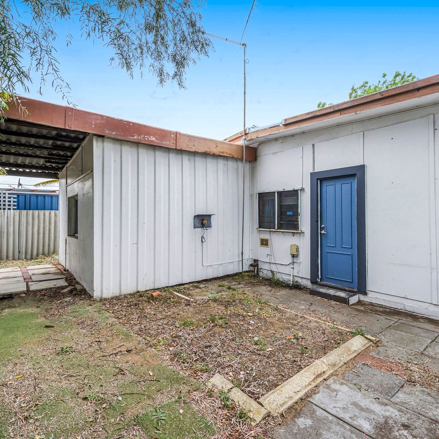 Character Home in Great Location! - Photo 1