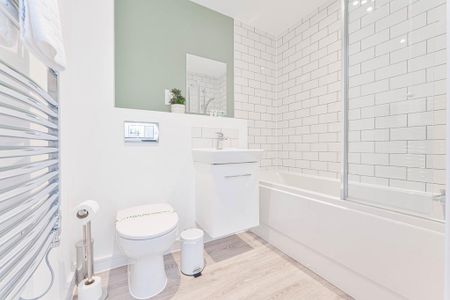 1 bedroom serviced apartment to rent - Photo 5