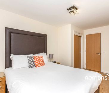 2 bedroom apartment to rent - Photo 3