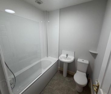 48 The Demesne, Carryduff, Belfast, BT8 8GW - Photo 3