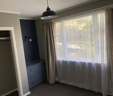 20 Bell Street, Tawa - Photo 1