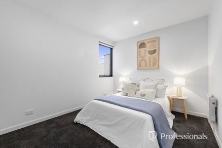3 mins to the Station, McKinnon SC Zone - Photo 5