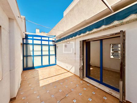 Ático de 3 dormitorios con terraza privada, garaje y trastero - Foto 5