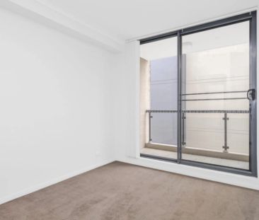 Deluxe Two Bedroom Apartment in The Heart of Parramatta - Photo 3