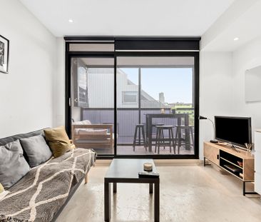 505/13-15 Grattan Street, - Photo 1