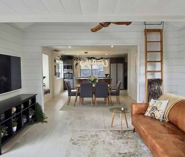 Charming Devonport Villa with Garden - Photo 1