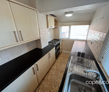 2 bedroom terraced house to rent - Photo 6