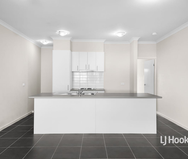 42/64 Escapade Boulevard, Craigieburn VIC, Belconnen - Photo 3