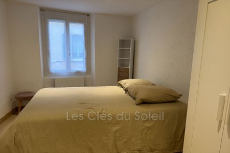 Location Appartement 2 pièces 41m² LA VALETTE DU VAR 83160 - Photo 3