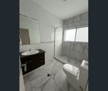 Modern 2-Bedroom Unit - Comfort & Convenience Combined - Photo 4