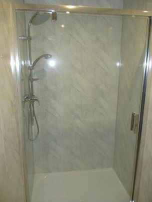2 bedroom bungalow to rent - Photo 1