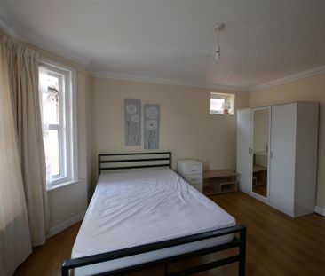 6 bedroom house share to rent - Photo 1