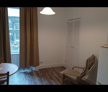 1 Bed Flat, High Riggs, EH3 - Photo 1