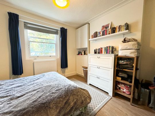 2 Bed Flat, Fortess Road, NW5 - Photo 1