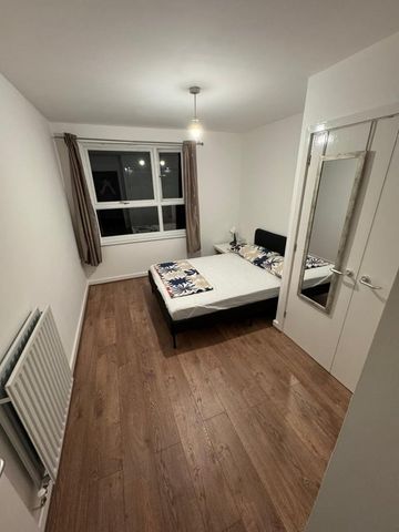 Room in a Shared Flat, Walthamstow Central, E17 - Photo 3
