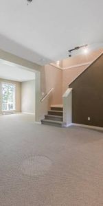 Spacious 4-Bed, 4-Bath Townhouse in Coquitlam- Pet-Friendly - Photo 4