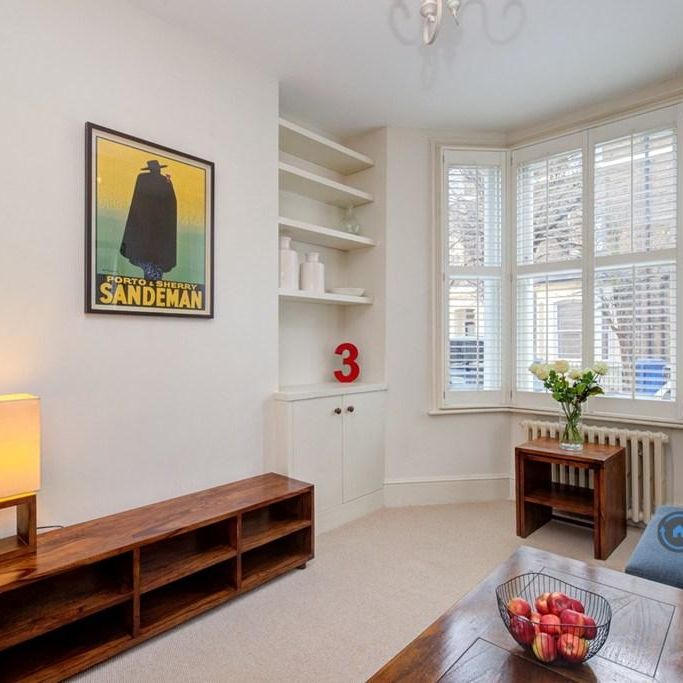 1 bedroom flat to rent - Photo 1