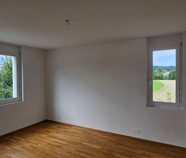 Your new home: bright and spacious 4.5-room apartment - Photo 1