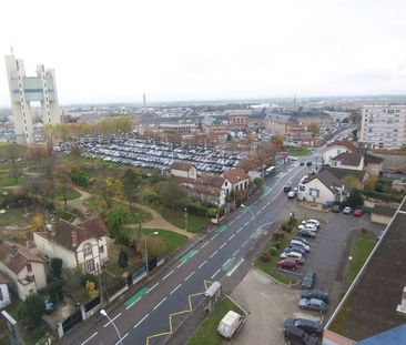 Location Appartement 2 pièces 51m² ST ANDRE LES VERGERS 10120 - Photo 4
