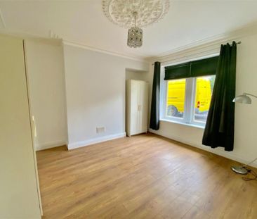 St. Albans Crescent, Gateshead - Photo 1