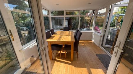 3 bedroom detached house to rent - Photo 5