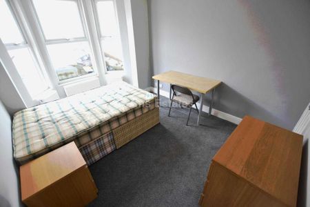 7 bedroom terraced house to rent - Photo 3