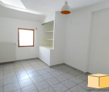 Location Appartement 4 pièces 78m² BELLEY 01300 - Photo 2