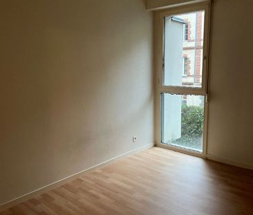 Location type 3 2 Cité D'Aleth RENNES - Photo 5