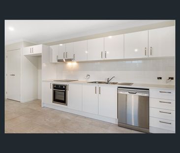 33 A Paddington Street, Bellmere, Qld 4510 - Photo 2